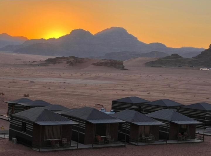 Wadi Rum Aviva Camp Zewnętrze zdjęcie